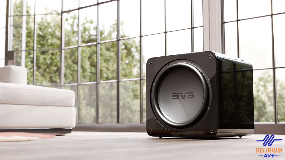 Subwoofer clos dans un salon.